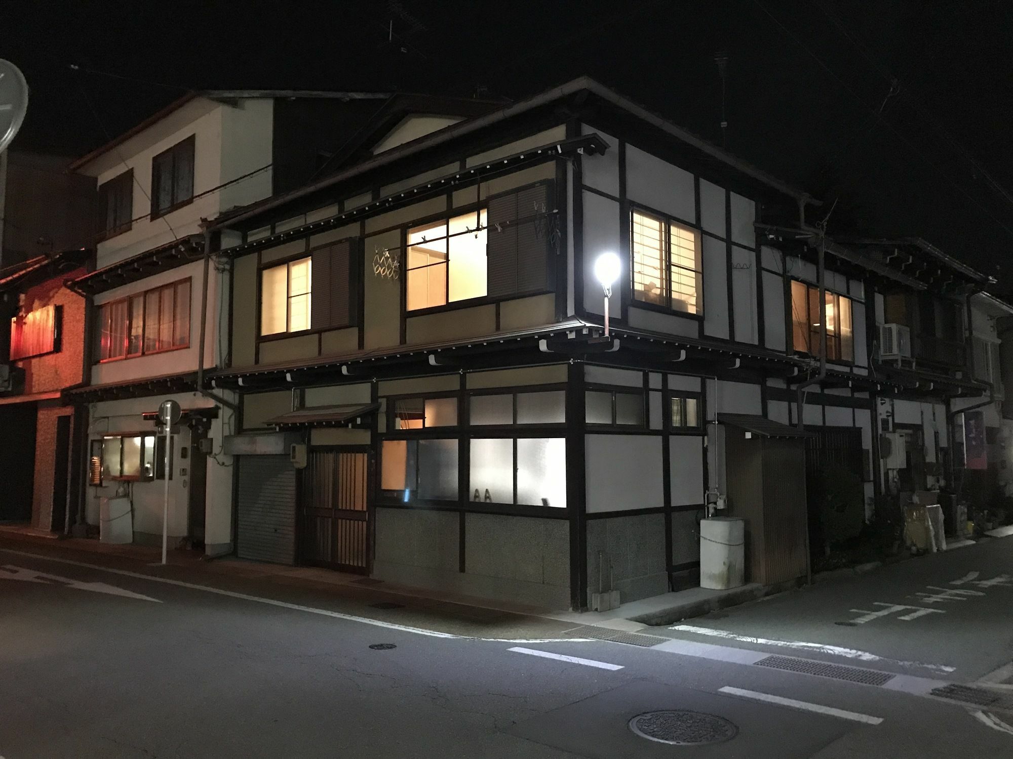 Guesthouse Daruma Такаяма Екстер'єр фото